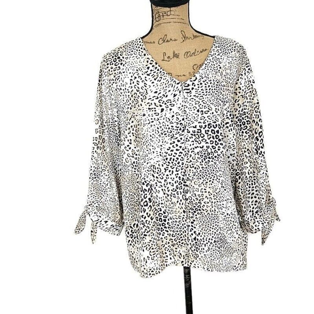 Chicos Womens 3 US 16 18 Top White Tan Leopard Print 3/4 Slv Tie Detail V Neck‎